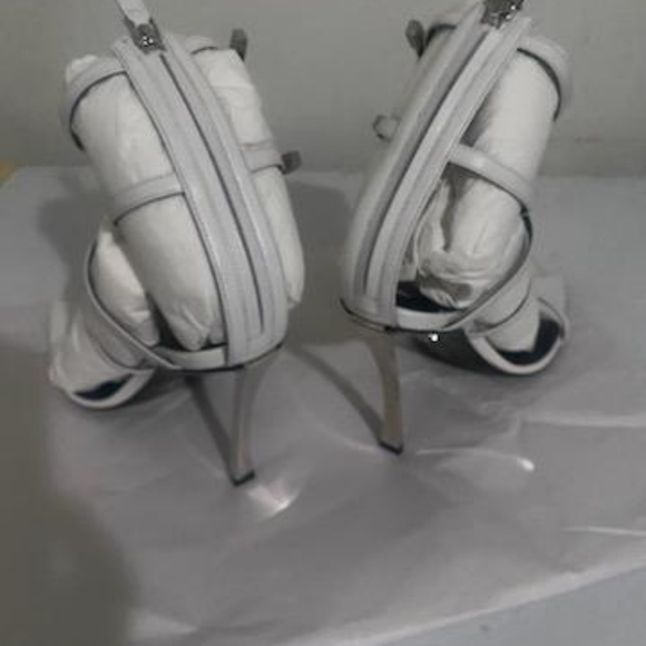 Versace Pin Point Sandals - Picture 8 of 8